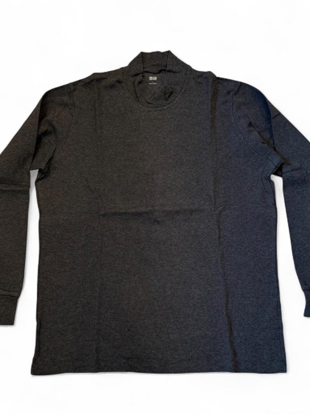 UNIQLO dark grey long sleeve turtle neck shirt